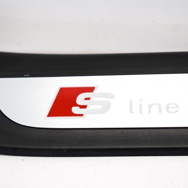 Audi Q5 8R Rear Right Sill Plate S Line 8R0853376C01C ORIGINAL - Image 4