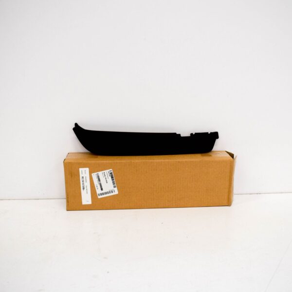 LAND ROVER RR EVOQUE LV Front Bumper Right  Air Deflector LR071801 ORIGINAL