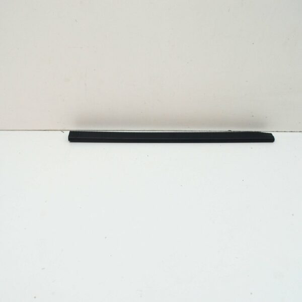 LR RANGE ROVER SPORT L320 Rear Wheel Arch Protection Strip CLB500061 ORIGINAL - Image 3