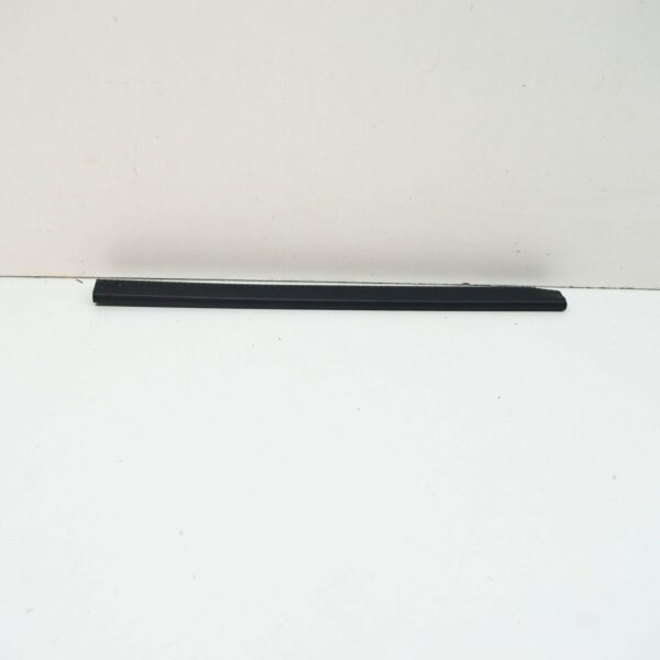 LR RANGE ROVER SPORT L320 Rear Wheel Arch Protection Strip CLB500061 ORIGINAL - Image 4