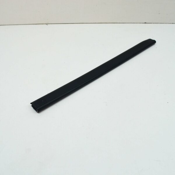 LR RANGE ROVER SPORT L320 Rear Wheel Arch Protection Strip CLB500061 ORIGINAL - Image 5