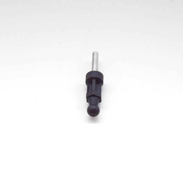LAND ROVER RANGE ROVER VELAR L560 Engine Cover Stud LR025918 ORIGINAL - Image 2