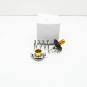 LAND ROVER RANGE ROVER IV L405 Engine Thermostat LR023138 ORIGINAL