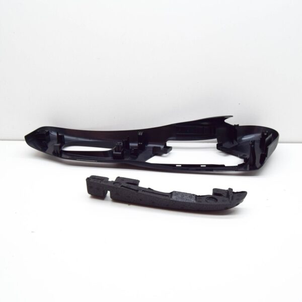 LR DISCOVERY V L462 Front Right Seat Outer Cushion Valance LR161675 ORIGINAL - Image 2