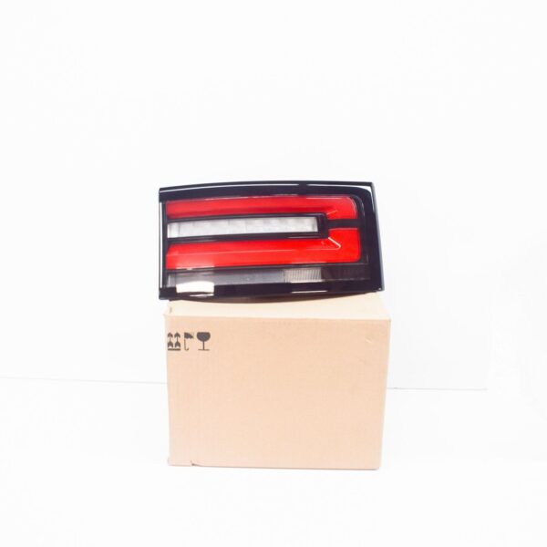 LAND ROVER DISCOVERY V L462 Rear Left Inner Taillight LR126308 ORIGINAL