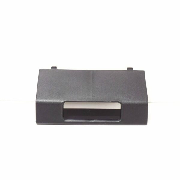 LAND ROVER Range L322 Front Hook Towing Cache Hole DPC000350 New - Image 2