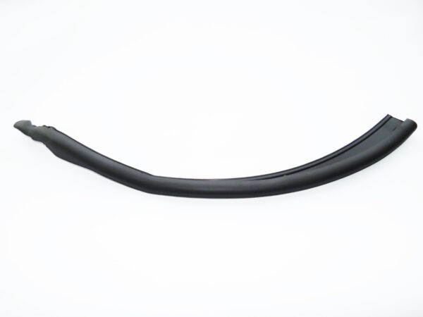 LR DISCOVERY 4 L319 Rear Left Door Lower Molding Seal CGE500430 ORIGINAL