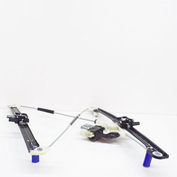 LAND ROVER Discovery L462 Right Front Glass Lift LR153953 New Original - Image 4
