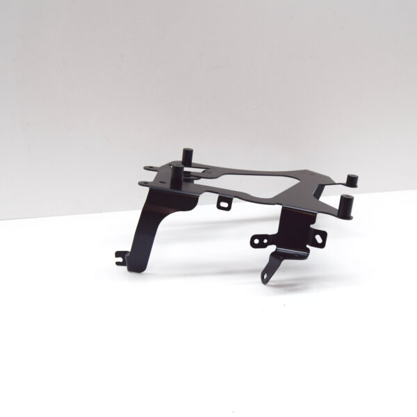 LAND ROVER RANGE ROVER IV L405 Intercooler Bracket LR137514 ORIGINAL - Image 2