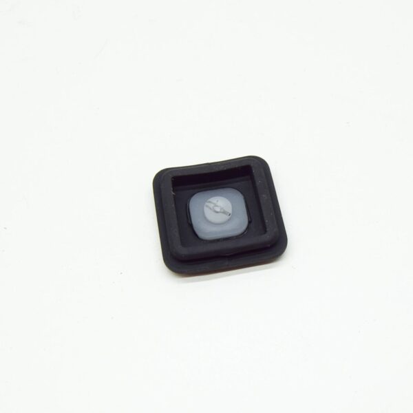 LR DISCOVERY III L319 Rear Lower Tailgate Blanking Plug BYA500011 ORIGINAL - Image 2