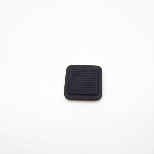 LR DISCOVERY III L319 Rear Lower Tailgate Blanking Plug BYA500011 ORIGINAL - Image 5