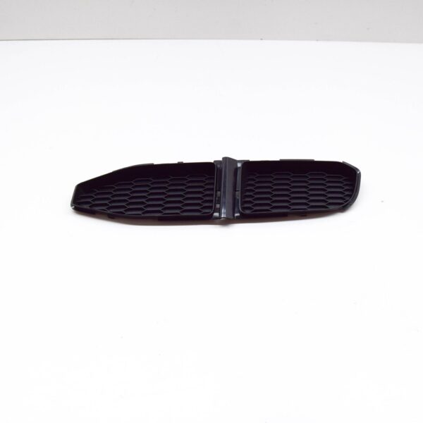 AUDI Q5 FY Rear Bumper Left Closing Element 80A807319C ORIGINAL - Image 2