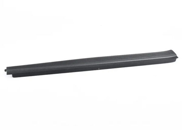 MERCEDES-BENZ E W211 Front Left Inner Door Sill Trim A21168051359051 ORIGINAL - Image 2