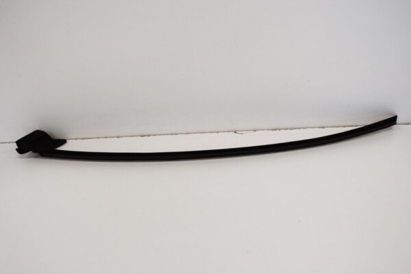 Mercedes Benz E W124 Rear Left Window Weather Strip A1246700538 GENUINE NEW - Image 2
