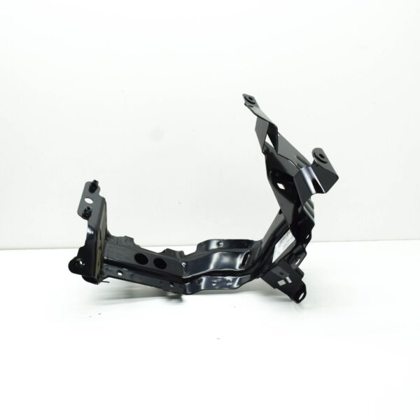 AUDI Q8 4MN Front Left Fender Bracket 4M8821131C ORIGINAL - Image 3