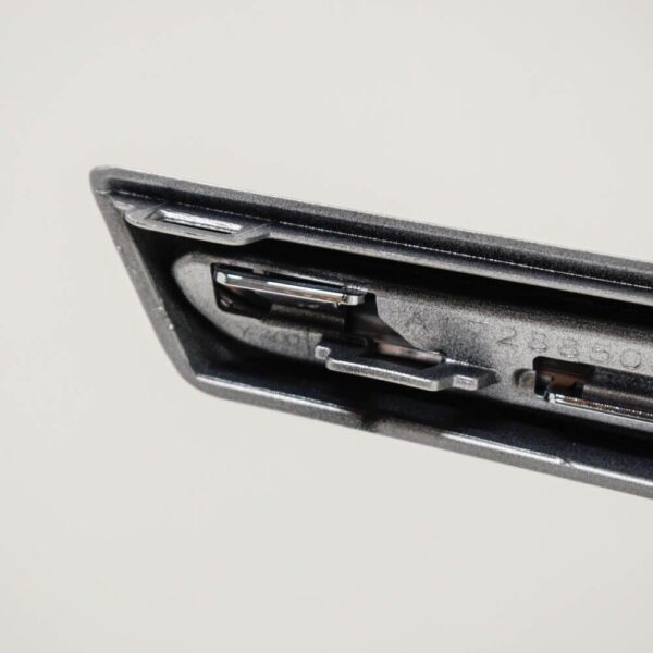 MERCEDES-BENZ SLK R172 RADIATOR GRILLE TRIM A17288508239982 ORIGINAL - Image 4