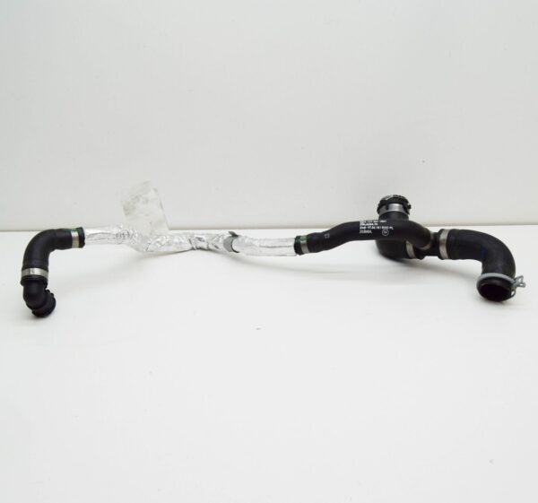 MERCEDES-BENZ CLA C118 Radiator Lower Right Coolant Hose A1775011601 ORIGINAL - Image 4