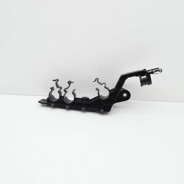 MERCEDES-BENZ GLE W167 Coolant Line Bracket A1675018302 ORIGINAL