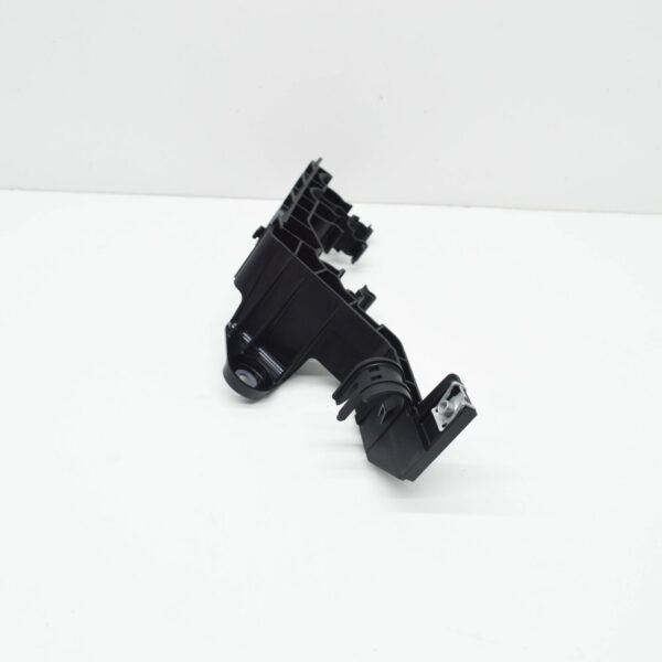 MERCEDES-BENZ GLE W167 Coolant Line Bracket A1675018302 ORIGINAL - Image 3
