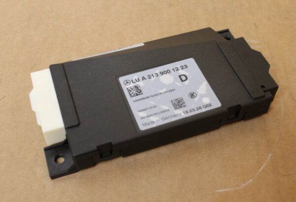 MERCEDES-BENZ E W213 Ignition Control Unit A2139001223 ORIGINAL