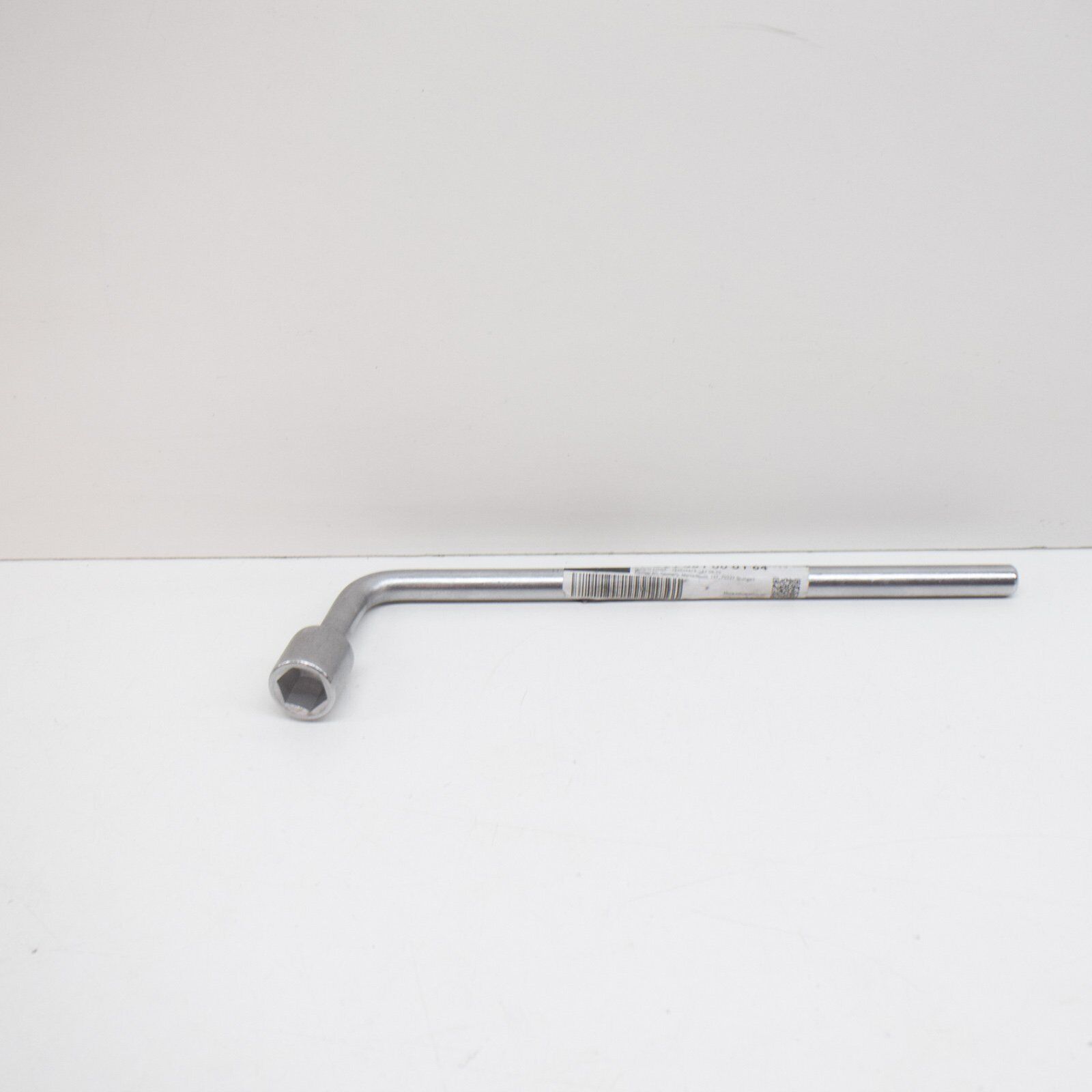 MERCEDES-BENZ E-CLASS W212 Spare Socket Wrench Tool A2215810001 ORIGINAL 4 MERCEDES-BENZ E-CLASS W212 Spare Socket Wrench Tool A2215810001 ORIGINAL - Image 4