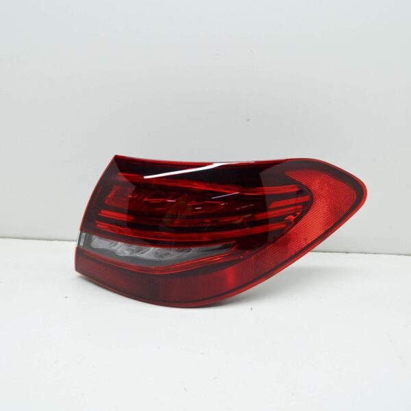 MERCEDES-BENZ C S205 Rear Right Outer Taillight A2059064505 ORIGINAL - Image 5