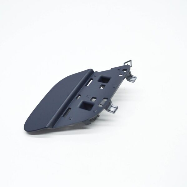 MERCEDES-BENZ CLS C257 Rear Bumper Tow Eye Cover A25788596009999 ORIGINAL - Image 4