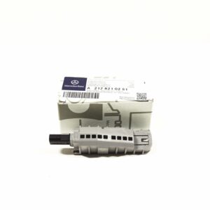 MERCEDES-BENZ E-CLASS W212 Bonnet Contact Switch A2128210251 ORIGINAL