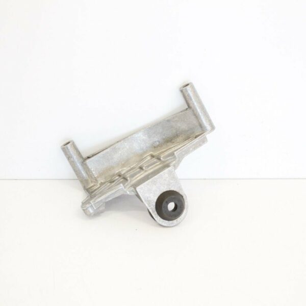 MERCEDES-BENZ E-CLASS W212 Engine Cover Bracket A6420101740 ORIGINAL - Image 3