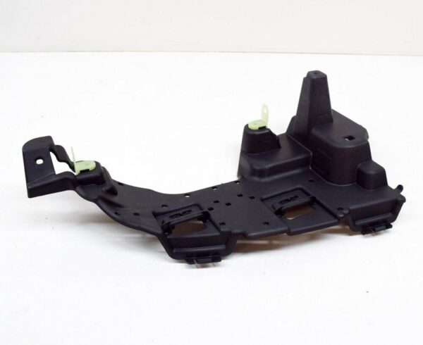 MERCEDES-BENZ C W205 Rear Right Tailpipe Trim Holder A2058855603 ORIGINAL - Image 3