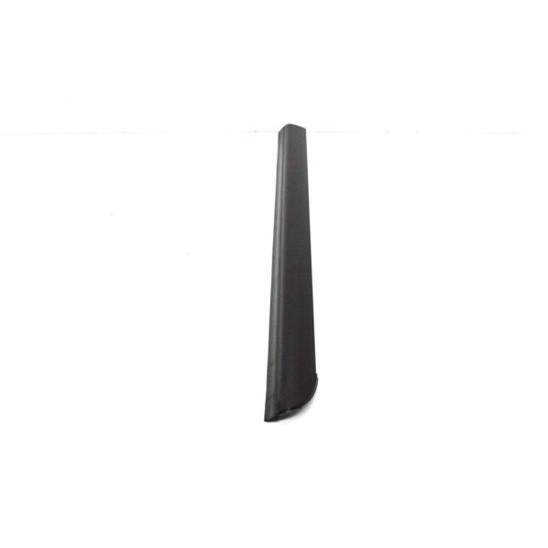 MERCEDES-BENZ B W245 Rear Right Side Window Trim A1696730483 ORIGINAL - Image 2