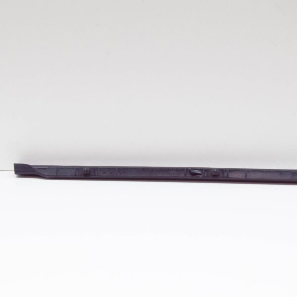 MERCEDES-BENZ GLE W167 Front Left Lower Door Cover Strip A1676980900 ORIGINAL - Image 3