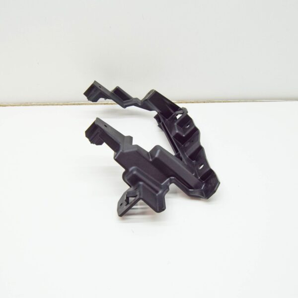 MERCEDES-BENZ GLA X156 Rear Right Exhaust Tip Bracket A1568851614 ORIGINAL - Image 4