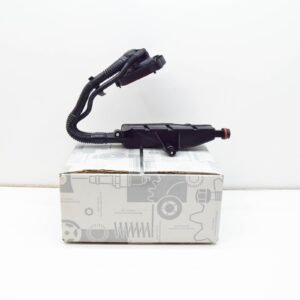 MERCEDES-BENZ C Coupe C205 Engine Oil Separator A2760107111 ORIGINAL