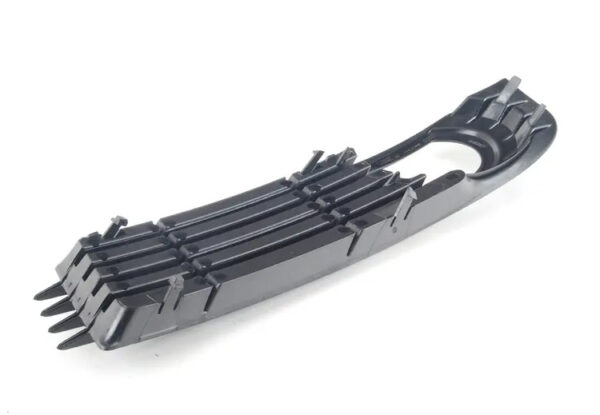 AUDI A8 D3 Front Bumper Right Air Guide Grille 4E0807682AD01C ORIGINAL - Image 2