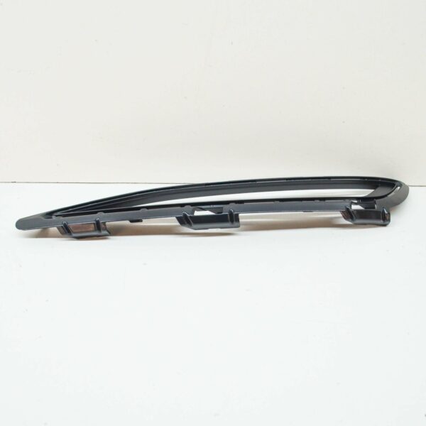 AUDI Q7 4M Front Right Bumper Air Guide Trim 4M0807158A ORIGINAL - Image 2