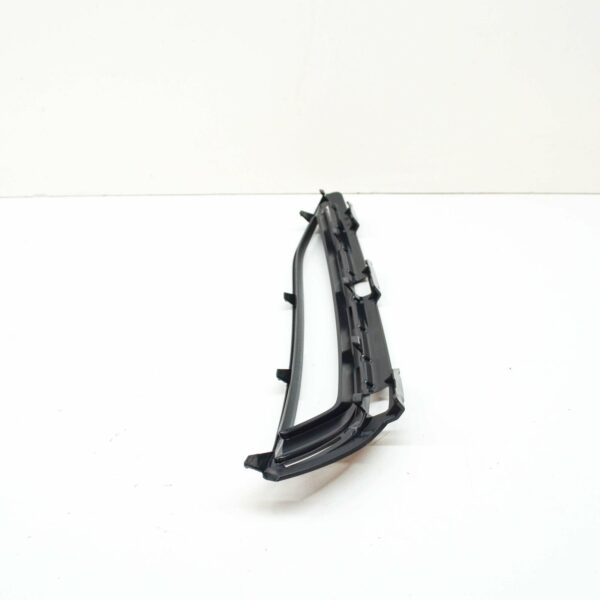 AUDI Q7 4M Front Right Bumper Air Guide Trim 4M0807158A ORIGINAL - Image 4