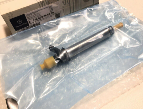 MERCEDES-BENZ ML W166 Injector With Nozzle A278070068780 ORIGINAL - Image 2