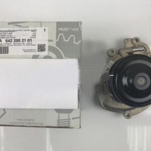 MERCEDES-BENZ E Cabrio A207 Engine Water Pump A6422002101 ORIGINAL
