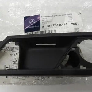 MERCEDES-BENZ R W251 Rear Left Door Handle Recess A25176607649051 ORIGINAL