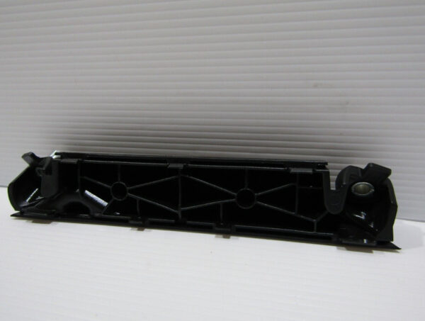 MERCEDES-BENZ ML W166 Bottom Rear Right Grab Handle A2047431672 ORIGINAL - Image 2