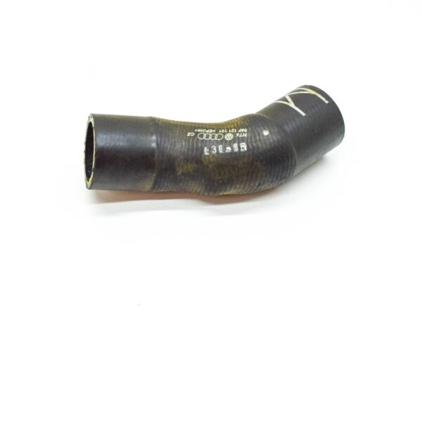 AUDI A3 8P Engine Coolant Hose 06F121101 ORIGINAL - Image 3