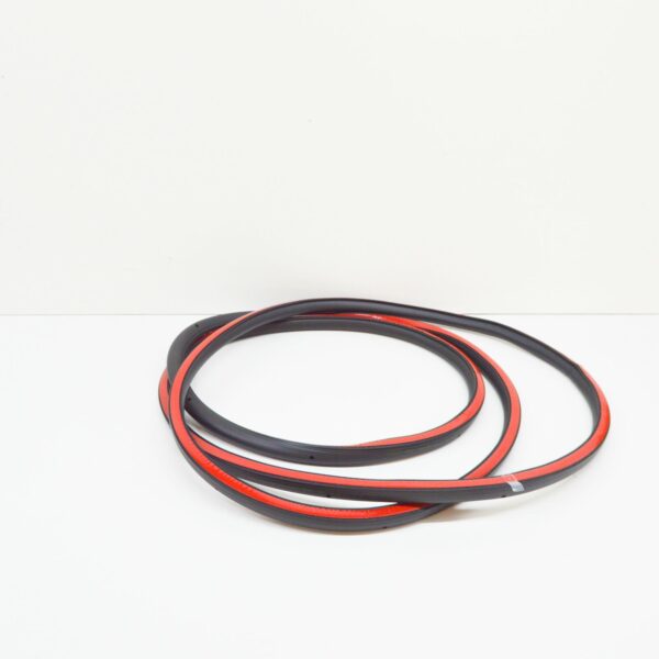 AUDI A3 Sportback 8V Front Right Outer Door Seal Rubber 8V4837912C ORIGINAL - Image 3
