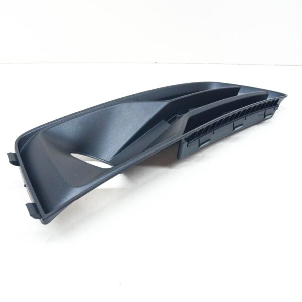AUDI A4 Avant B9 Front Right Bumper Upper Grille 8W0807682Q9B9 ORIGINAL - Image 2