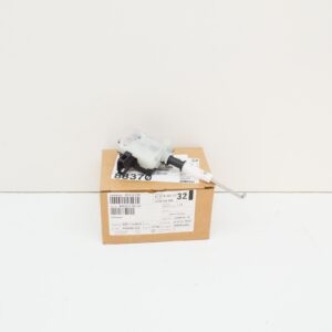 PORSCHE CAYENNE 9PA Rear Trunk Lock Actuator 95551276101 ORIGINAL