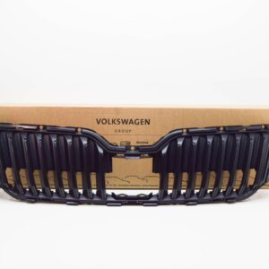SKODA SUPERB MK3 Radiator Grille 3V0853653ZD4 ORIGINAL