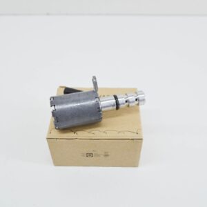 AUDI A3 Sportback 8V Engine Oil Pump Operating Valve 04L906455B ORIGINAL