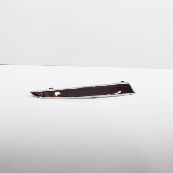 VOLVO S80 MK2 Front Right Bumper Trim Molding 31323988 ORIGINAL - Image 3