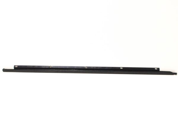 VW GOLF MK5 Rear Right Outer Window Aperture Seal 1K6839478A5AP ORIGINAL - Image 5