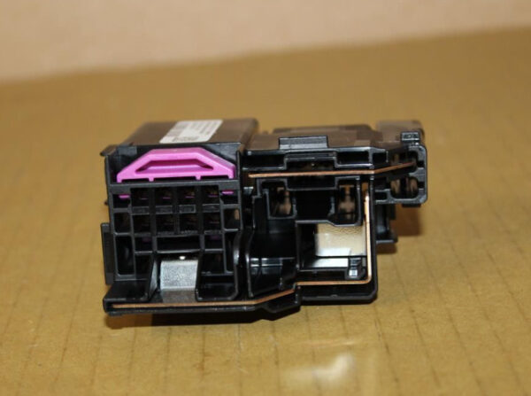 VW POLO AW MK6 Relay Plate 2Q0937507G ORIGINAL - Image 2